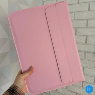 Stylový kožený obal na MacBook / Notebook 💻 nabízí prémiovou ochranu před škrábanci, nečistotami a menšími pády, zároveň...