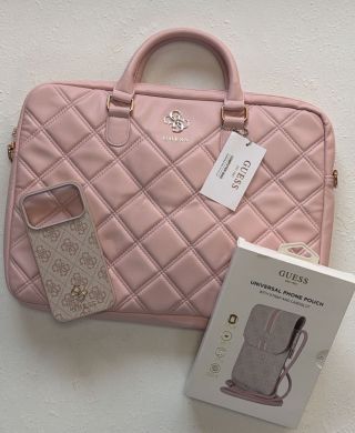 ✨ GUESS✨ – luxusní doplňky, které zvýrazní tvůj styl! Objevte prémiové kryty s ikonickým logem, crossbody popruhy,...